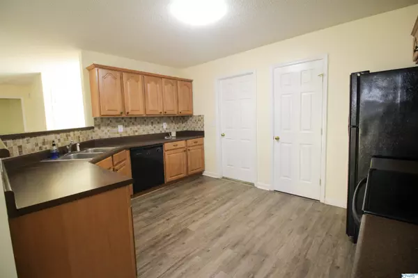 Hartselle, AL 35640,155 Wynn Wallace Road