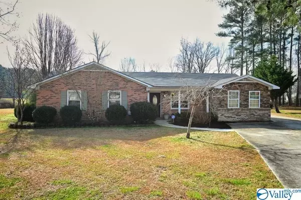 17930 Circle Drive, Athens, AL 35613