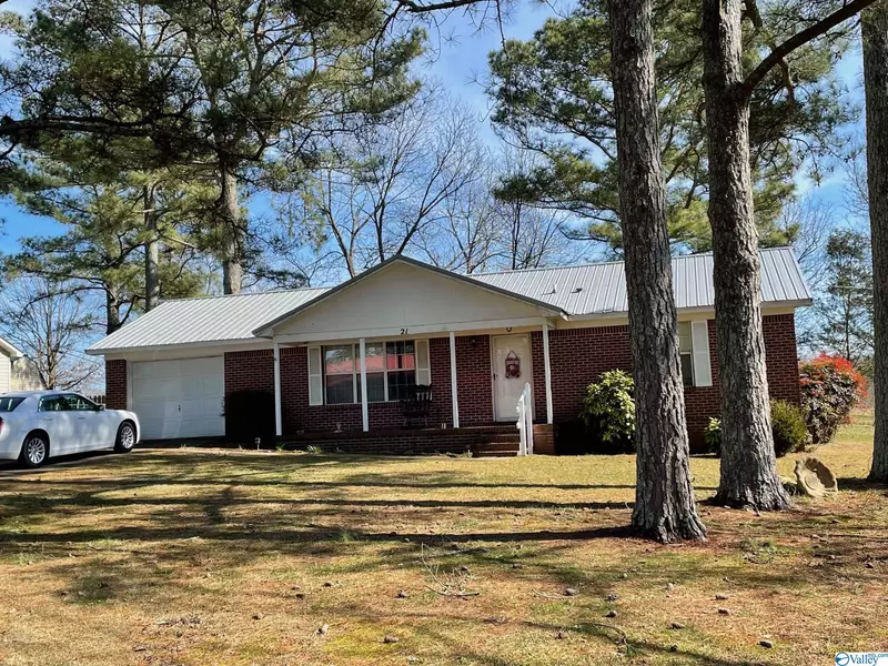 21 Walker Drive, Arab, AL 35016