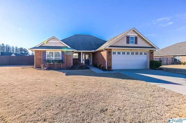 401 Summer Cove Circle NW, Madison, AL 35757