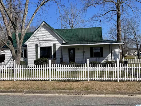 1 Hinsdale Avenue, Gadsden, AL 35904