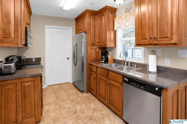 Hartselle, AL 35640,1104 Comer Street