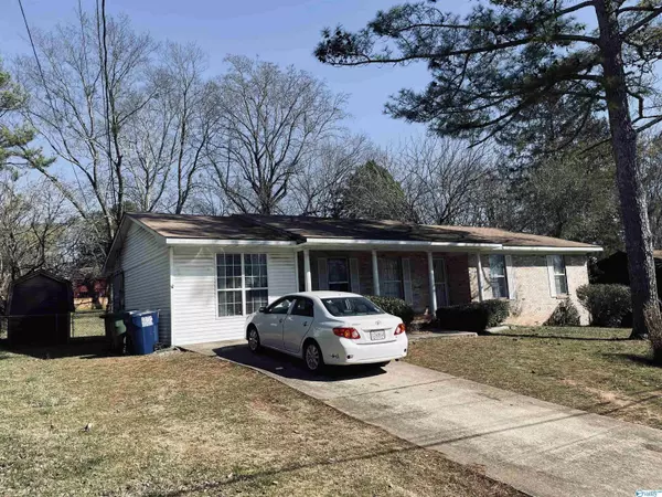 Huntsville, AL 35810,2608 Skyline Drive NW