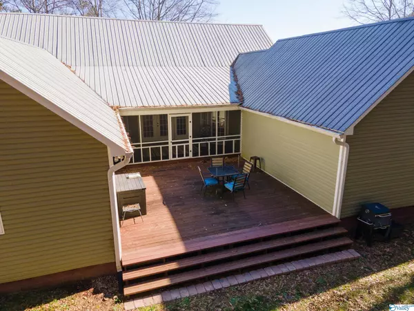 Paint Rock, AL 35764,3877 US Highway 72