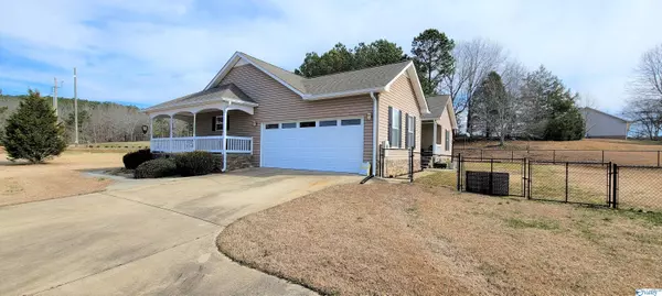 Sand Rock, AL 35983,205 Langley Lane
