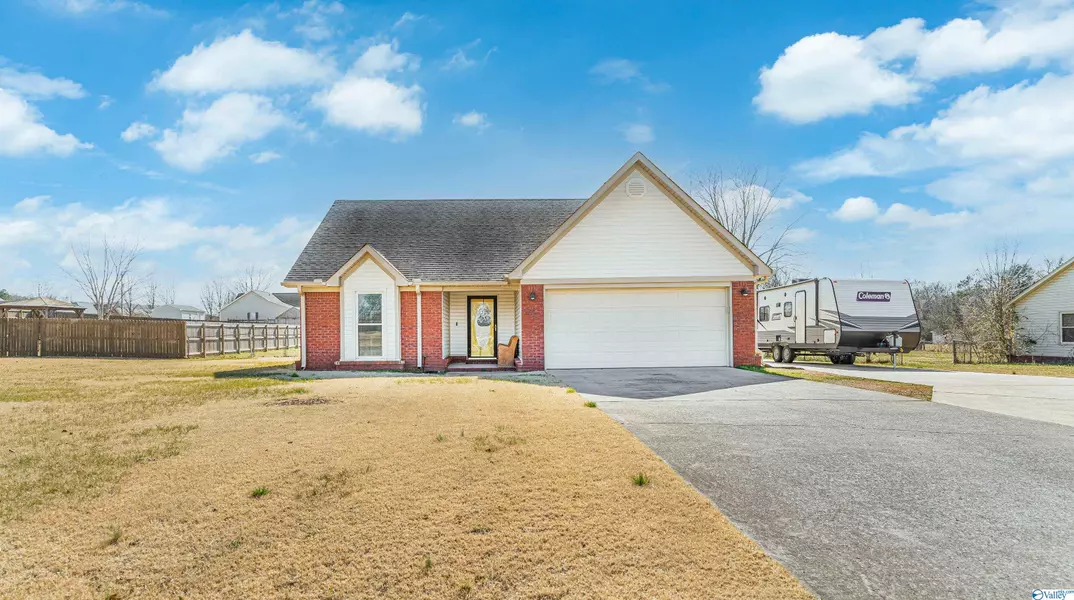 256 Saint Clair Drive, New Market, AL 35761