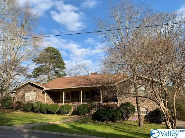 Gadsden, AL 35904,208 Shannon Circle