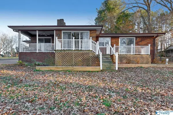 Athens, AL 35611,18707 Dement Road