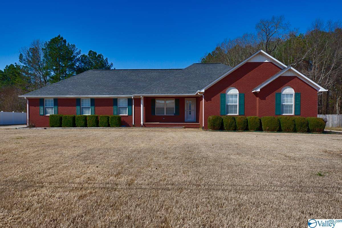 15121 Joseph Drive,  Athens,  AL 35613