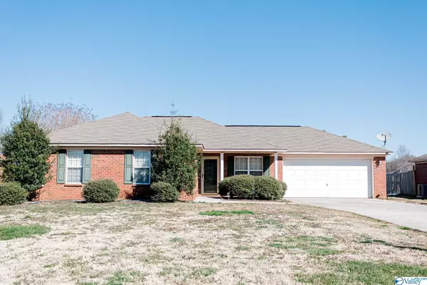 351 Shady Lane, Hazel Green, AL 35750