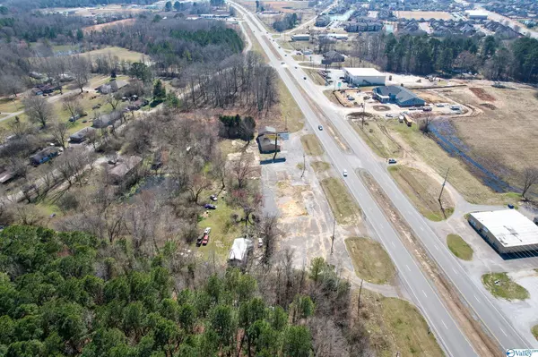 Owens Cross Roads, AL 35763,6769 Highway 431 N