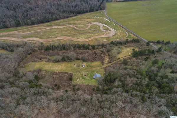 Hollytree, AL 35751,1888 County Road 4