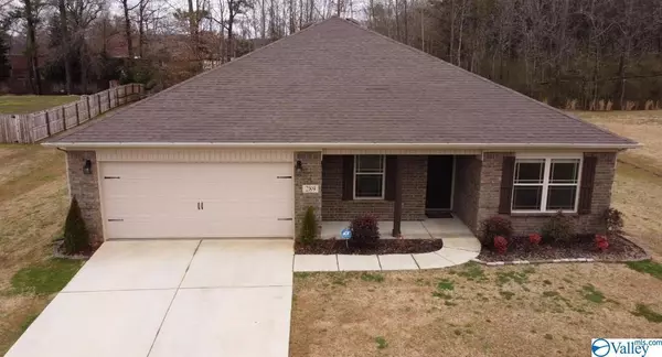 289 Lazy Oak Drive, New Market, AL 35761