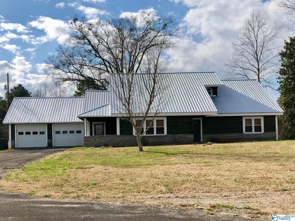 351 Boger Loop Road, Hartselle, AL 35640