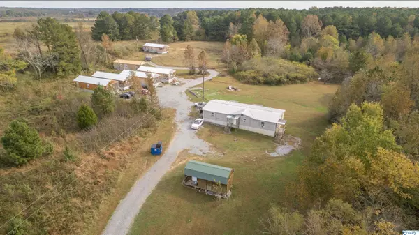 5726 County Road 265, Section, AL 35771