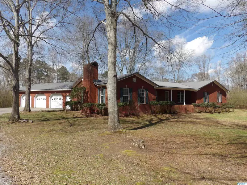 225 Hillside Drive, Arab, AL 35016