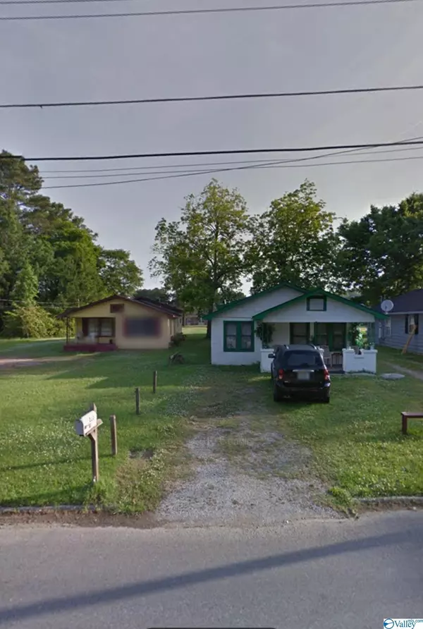 Gadsden, AL 35903,1036,1038,1042 Springfield Avenue