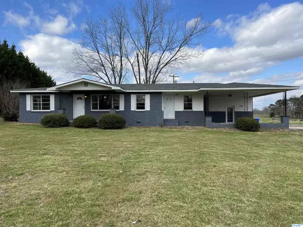 1033 Oak Grove Road, Rainsville, AL 35986