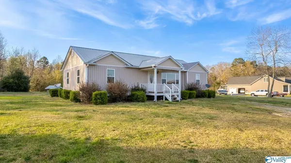 Fort Payne, AL 35968,864 Mountainview Road