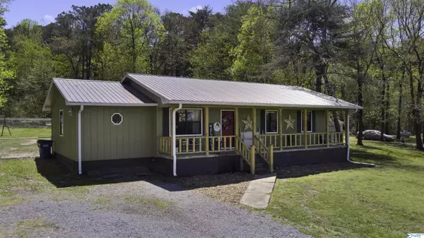 Fort Payne, AL 35967,5008 County Road 121