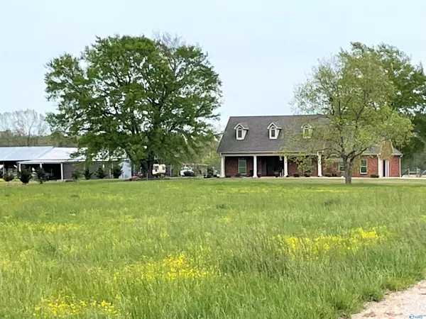 Russellville, AL 35654,334 County Road 339