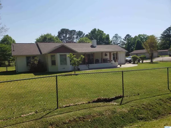 Hokes Bluff, AL 35903,2575 Ouida Drive