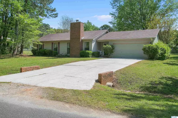 Harvest, AL 35749,122 Water Oak  Court