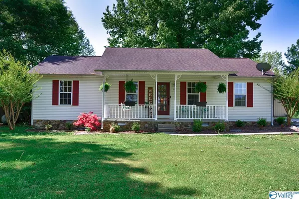 328 Hunter Road, Hazel Green, AL 35750