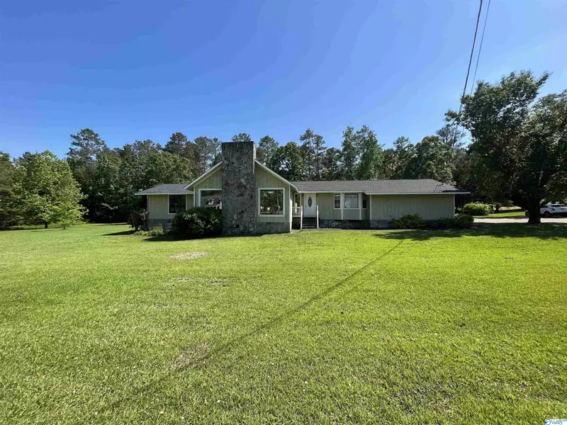 1355 County Road 380, Centre, AL 35960