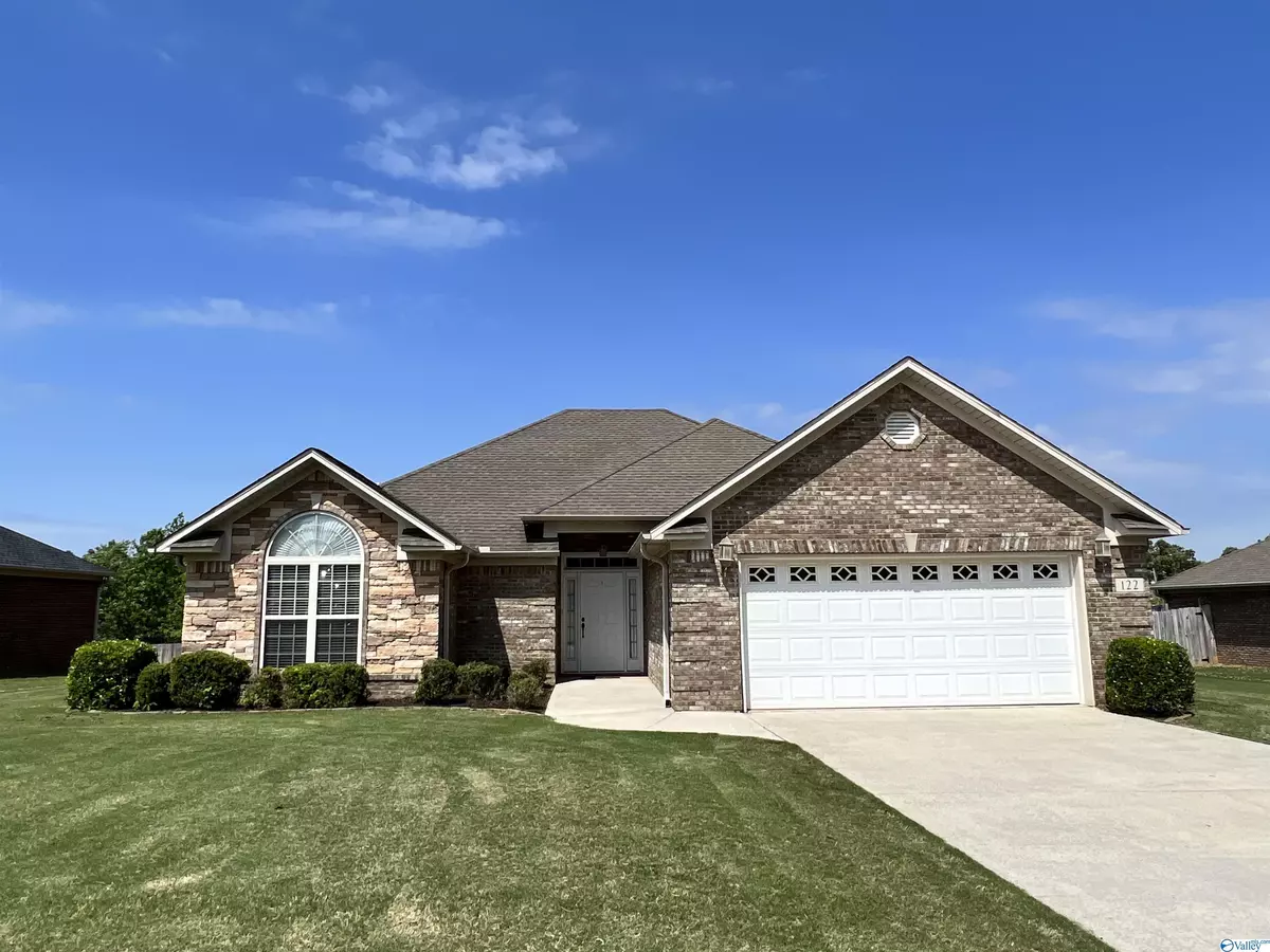 New Market, AL 35761,122 Fawn Forest Drive