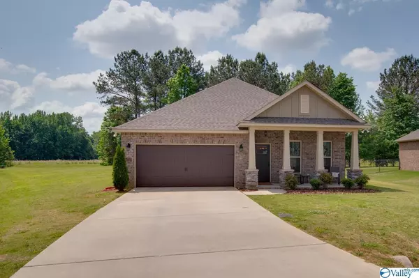 27666 Carrington Court, Athens, AL 35613