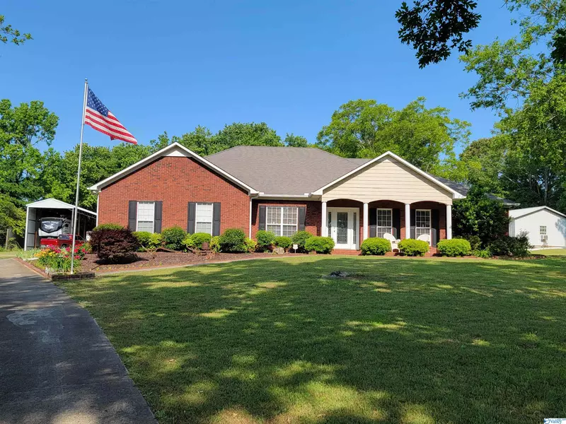 386 Cain Road, Somerville, AL 35670