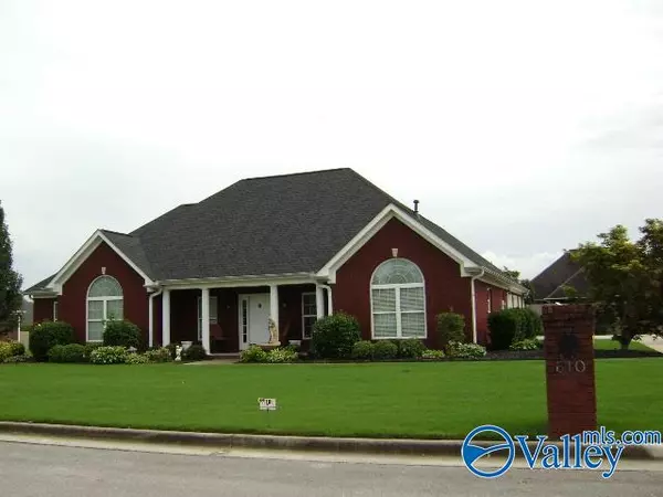610 Morning Glory Drive, Hartselle, AL 35640