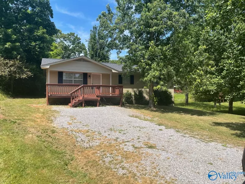 1623 Linwood Drive, Hartselle, AL 35640