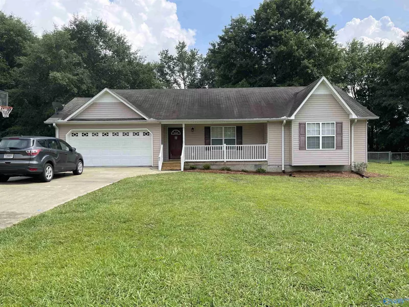 85 Land Circle, Albertville, AL 35950