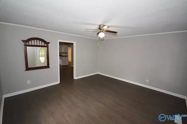 Hartselle, AL 35640,502 Burch Street NW