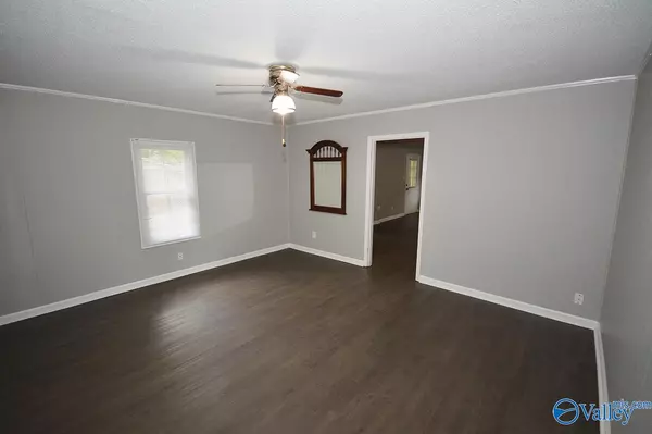 Hartselle, AL 35640,502 Burch Street NW