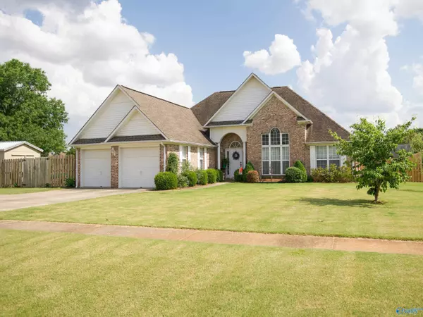 24453 Lisa Drive, Athens, AL 35613