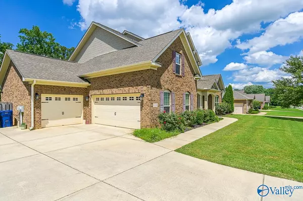 New Market, AL 35761,113 Sougahatchee Drive