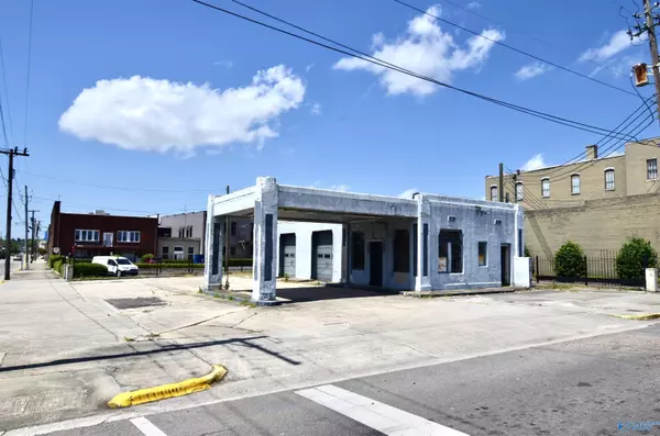 Gadsden, AL 35901,126 N 3rd Street