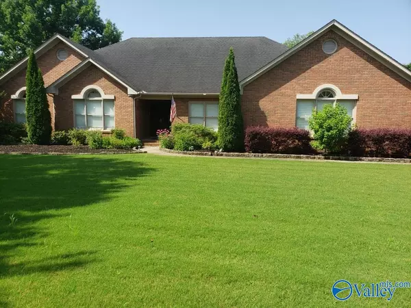 Decatur, AL 35603,2705 Summerwind Drive SE