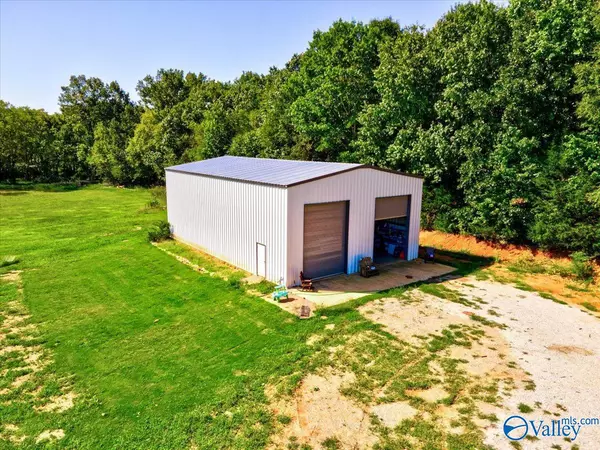 New Market, AL 35761,1985 Hurricane Road