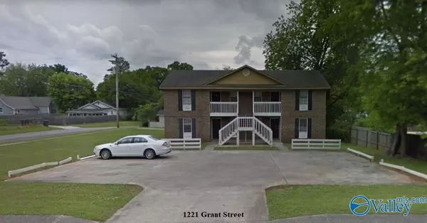 Decatur, AL 35601,1221 Grant Street SE