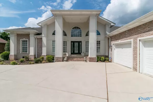 Hampton Cove, AL 35763,2507 Cranfield Road