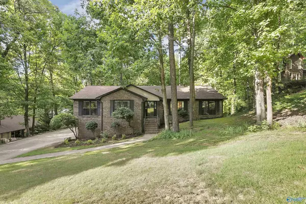 Hoover, AL 35244,2005 Crossvine Road