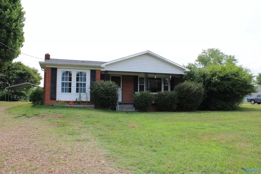 533 Oak Grove Road, Goodspring, TN 38460