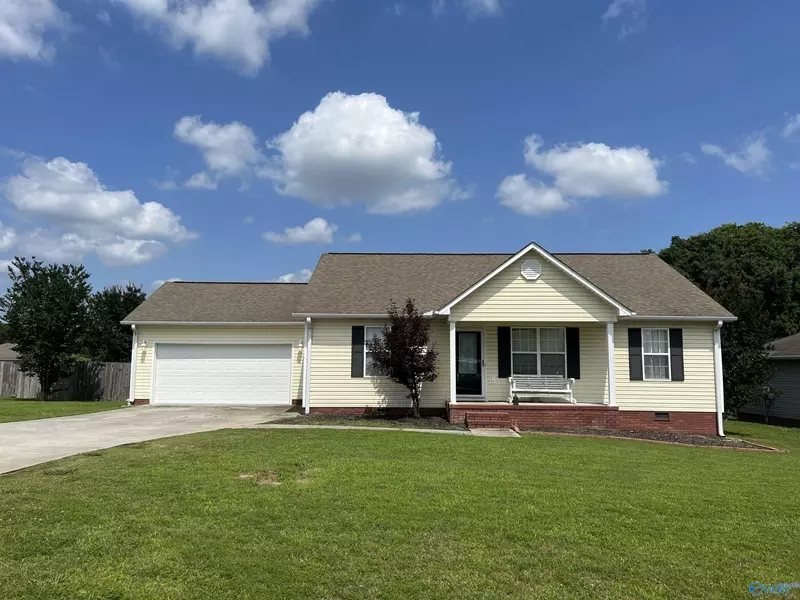 221 Dempsey Court, Arab, AL 35016