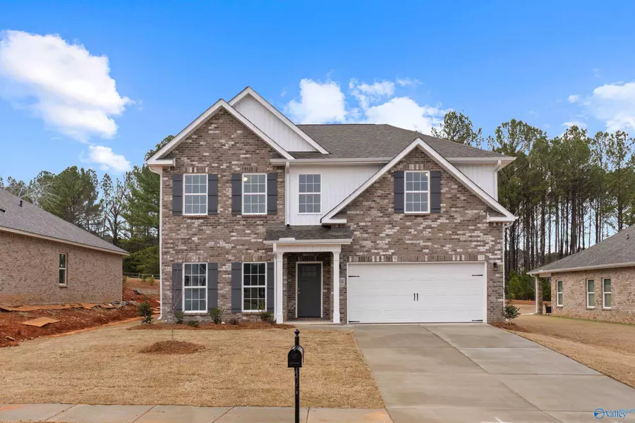 4004 Rockland Circle SE, Owens Cross Roads, AL 35763