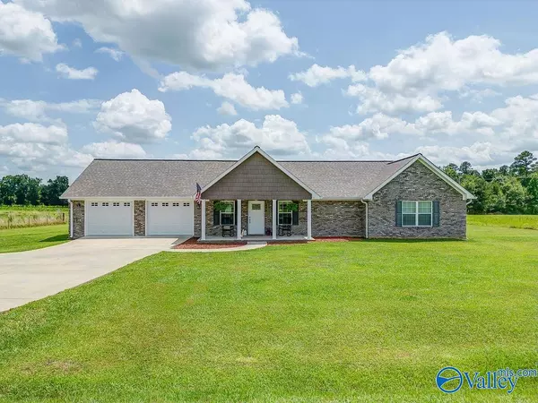 6240 County Road 40, Centre, AL 35960