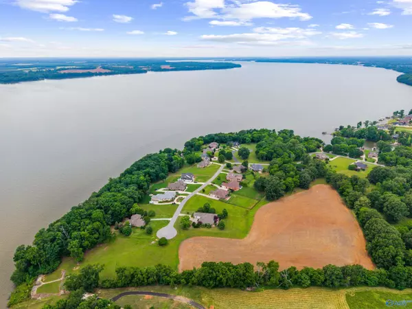 Athens, AL 35611,12919 Saint Andrew Drive